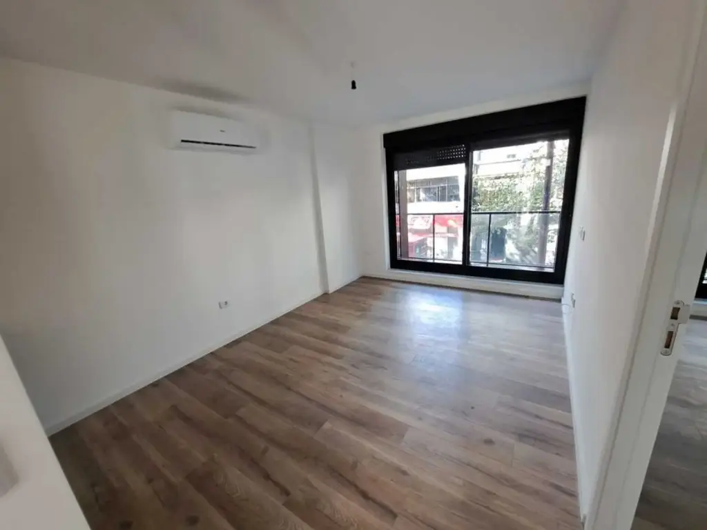 Alquiler apartamento 1 domitorio con garage en Cordón sur.