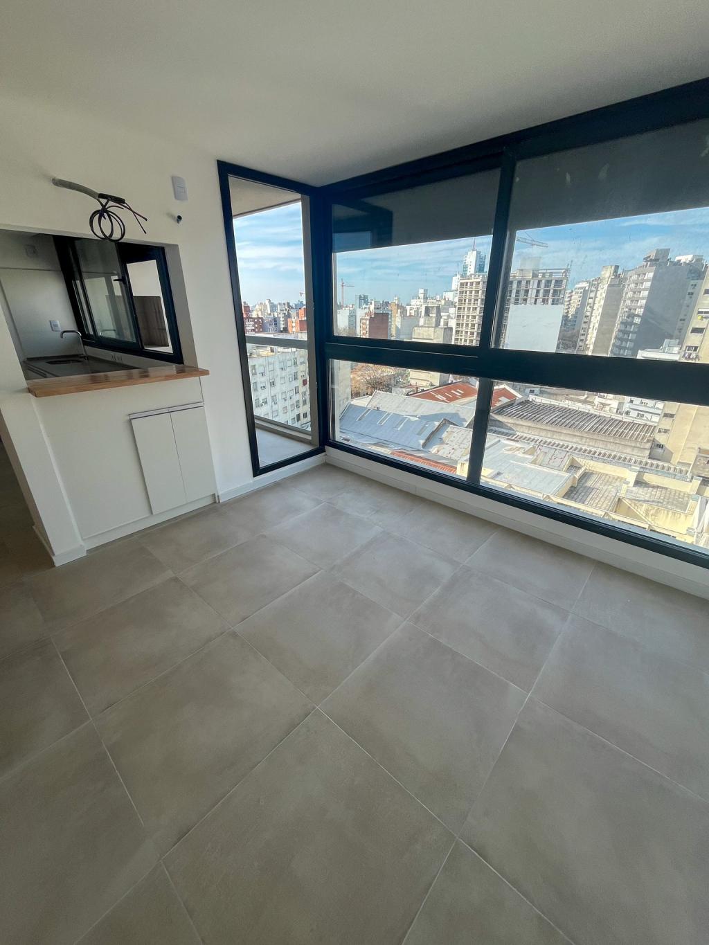 ALQUILER APARTAMENTO 1 DORMITORIO en TRES CRUCES - CON PARRILLERO PROPIO