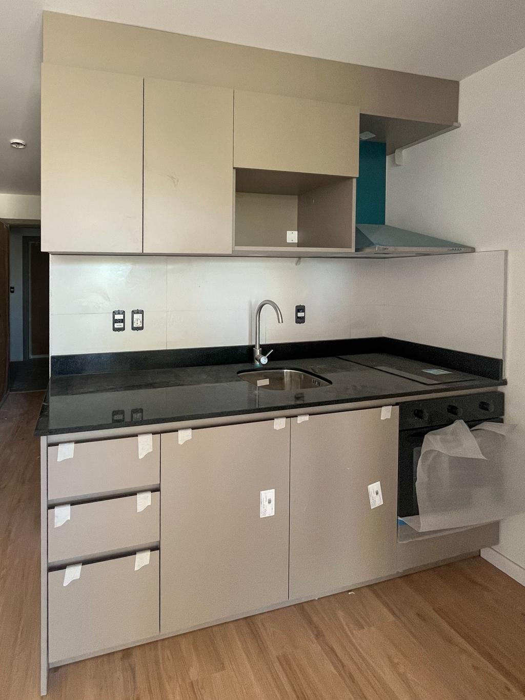 Venta de apartamento y garage a estrenar en Cordón Sur.