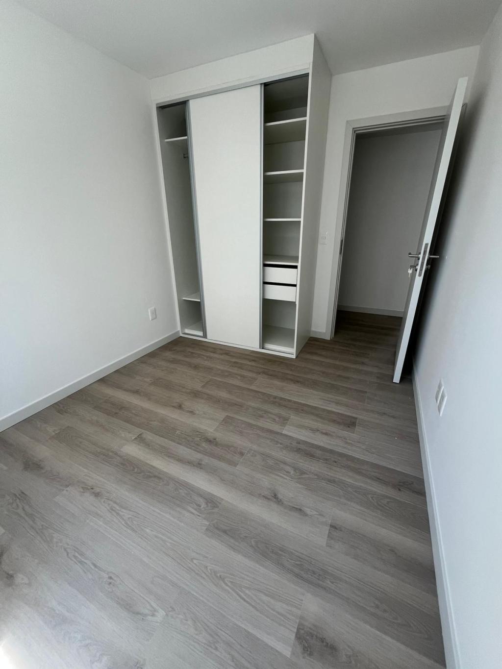Venta de apartamento de 2 dormitorios a estrenar en Cordón Sur.