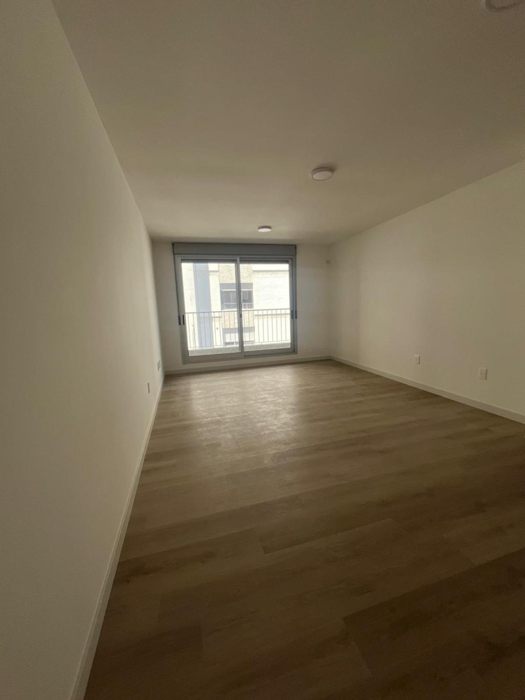 Venta de apartamento de 2 dormitorios a estrenar en Cordón Sur.