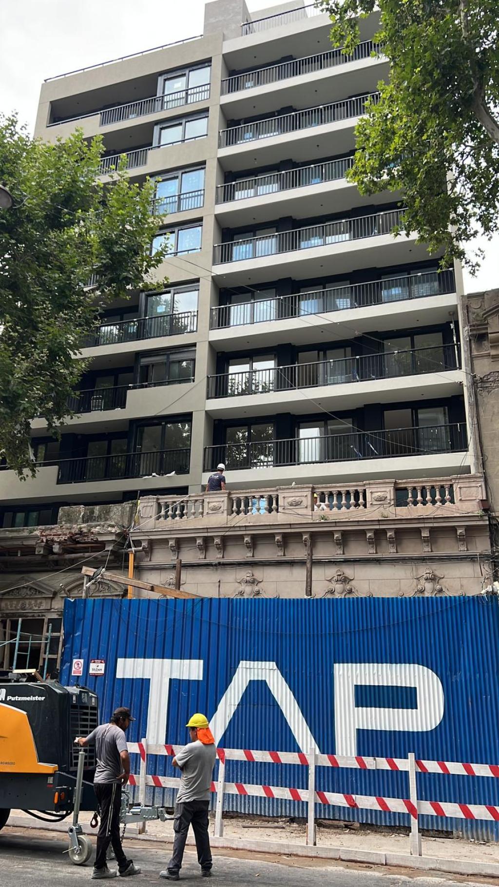 Venta de monoambiente a estrenar en Cordón Sur.