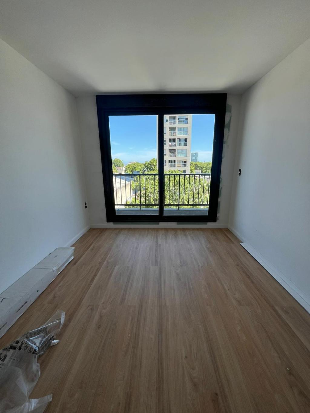 Venta de monoambiente a estrenar en Cordón Sur.