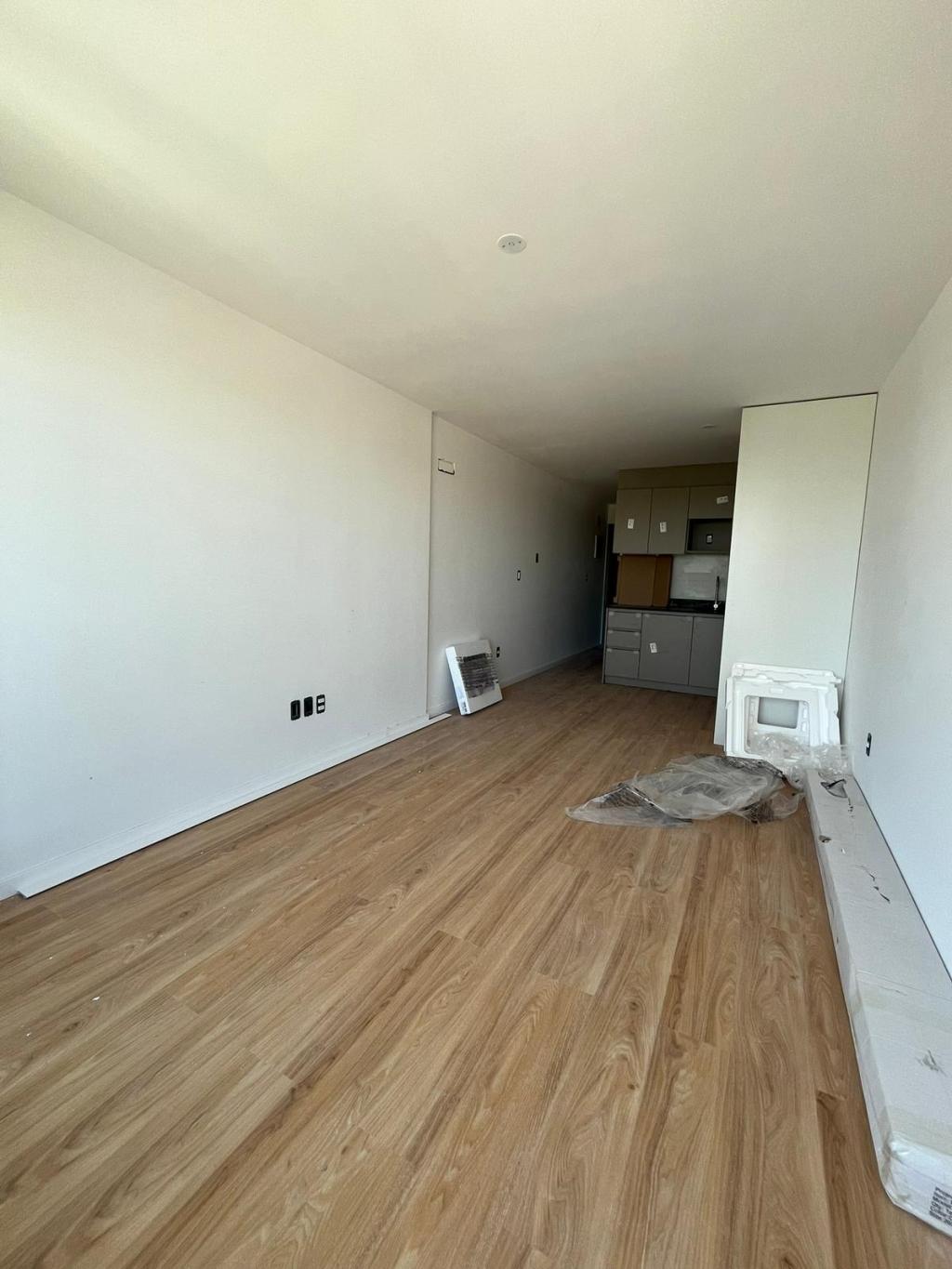 Venta de monoambiente a estrenar en Cordón Sur.