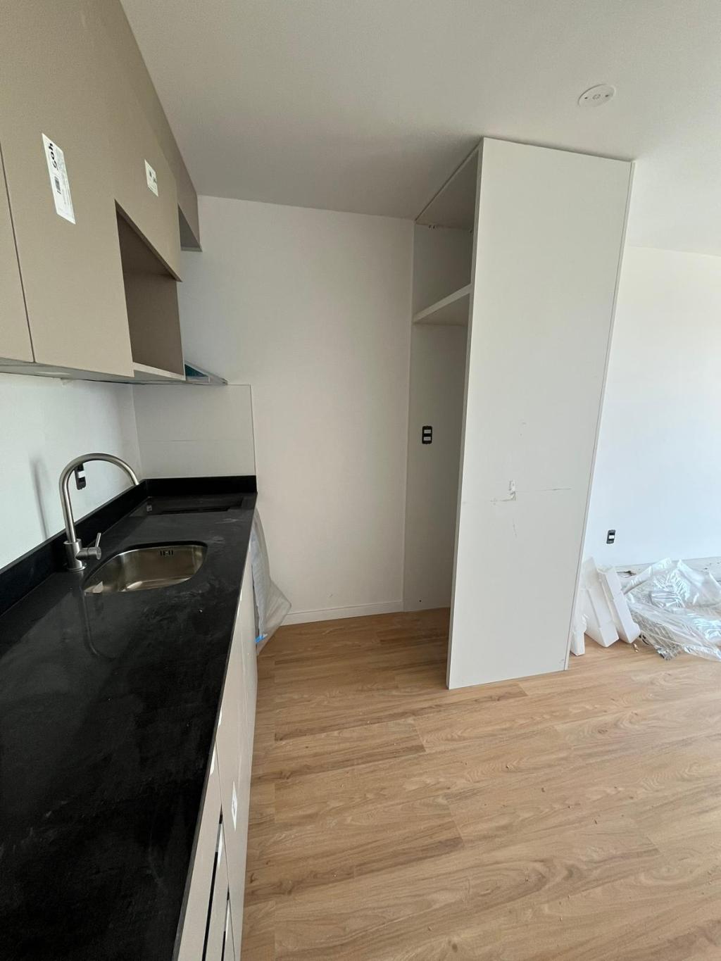 Venta de monoambiente a estrenar en Cordón Sur.