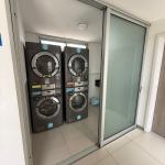 Venta de penthouse 2 dormitorios, parrillero y garage doble en Punta Carretas.