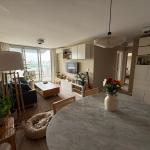 Venta de penthouse 2 dormitorios, parrillero y garage doble en Punta Carretas.