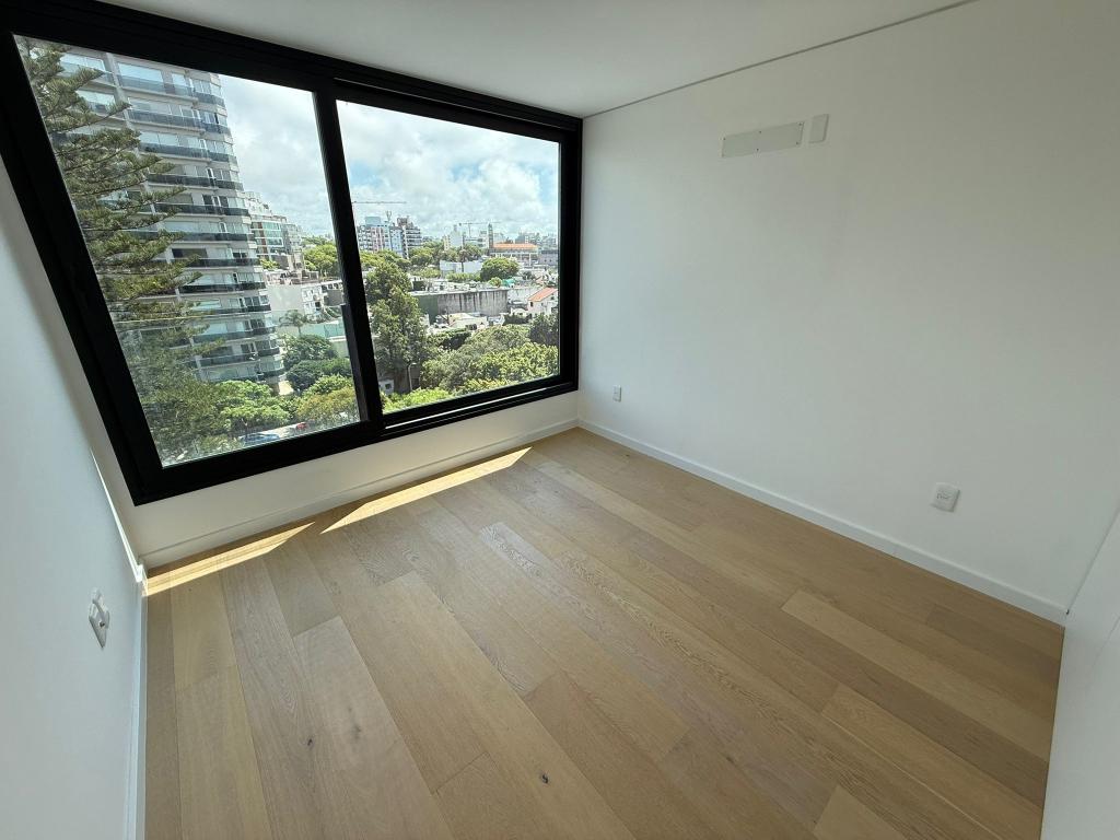 Venta de apartamento 3 dormitorios a estrenar en Punta Carretas