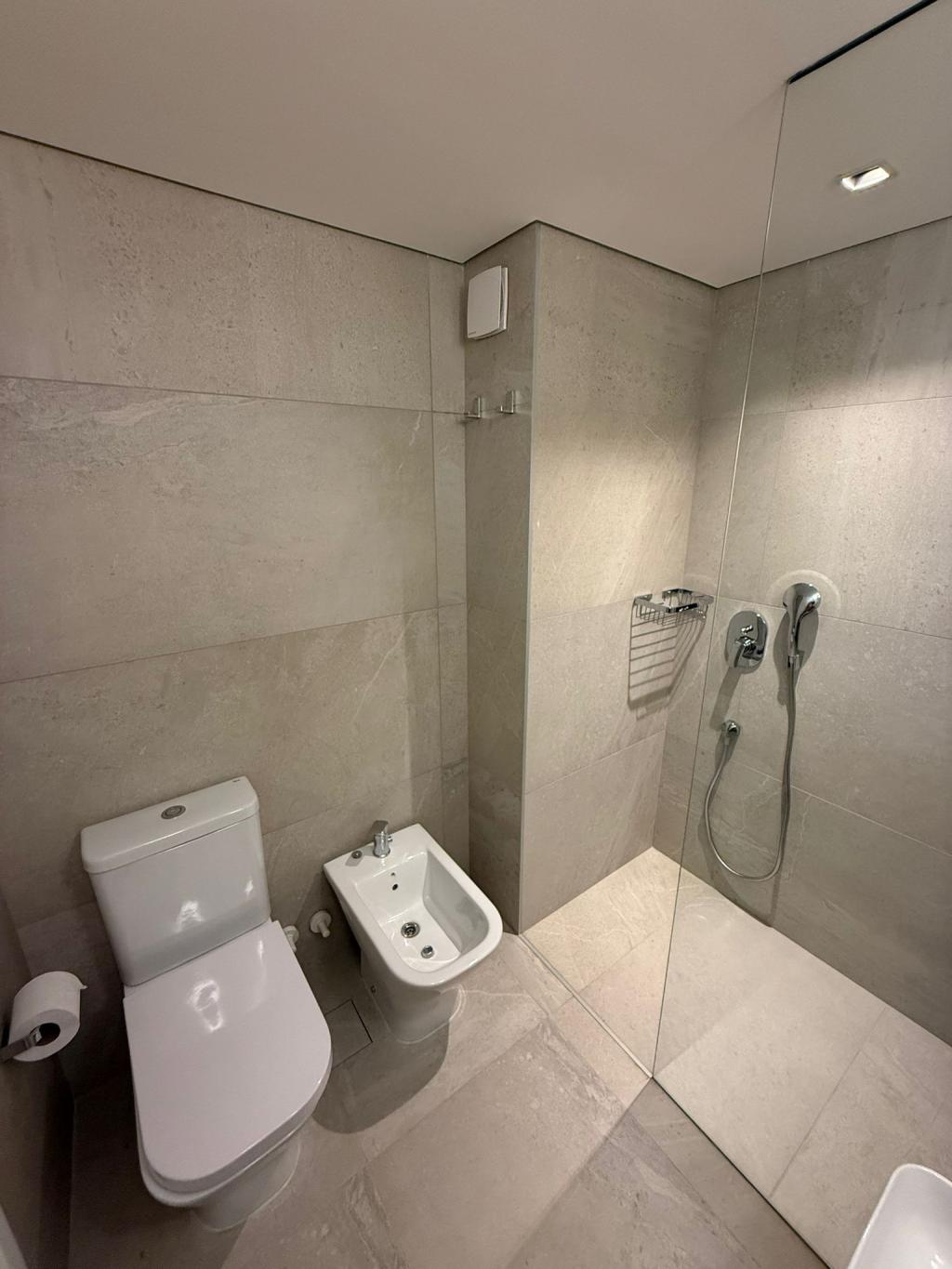 Venta de apartamento 3 dormitorios a estrenar en Punta Carretas