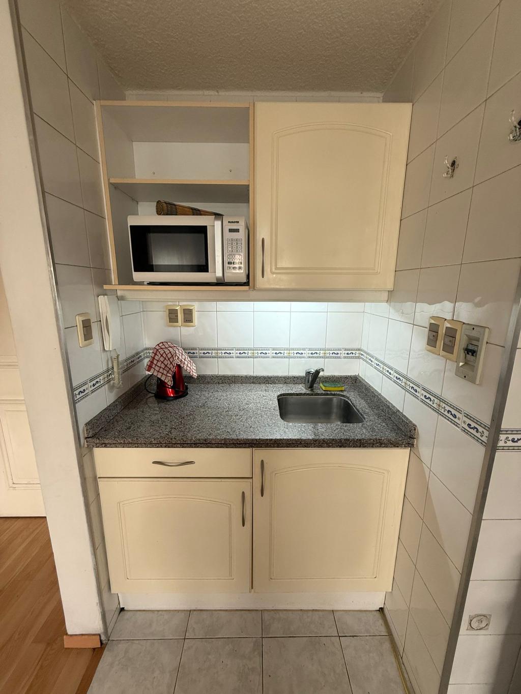 Alquiler apartamento amueblado de 1 dormitorio en Tres Cruces.