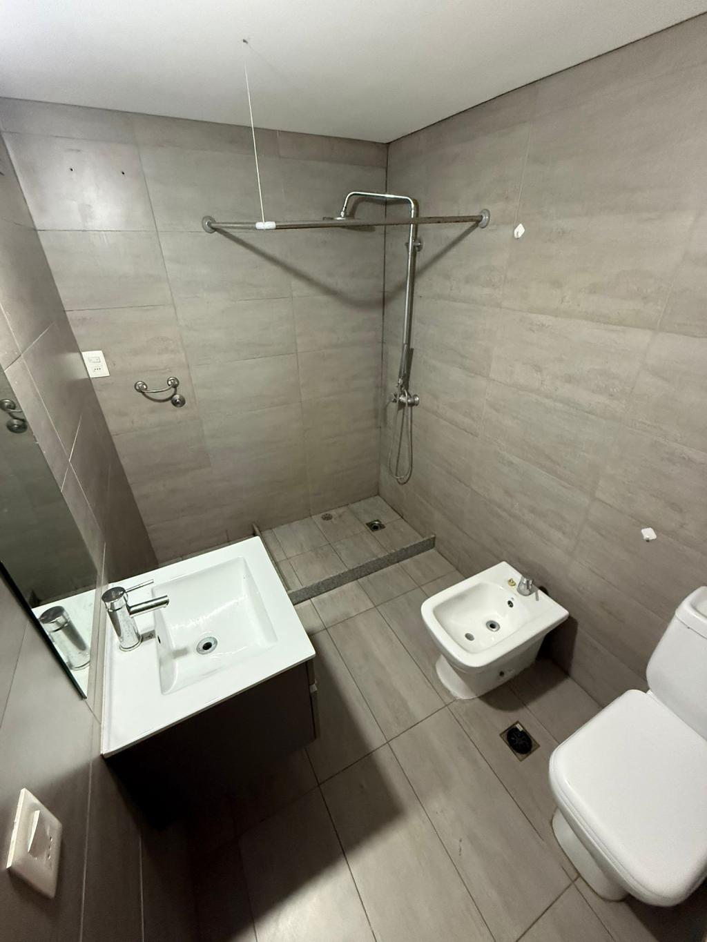 Alquiler apartamento 2 dormitorios, 2 baños en Aguada. Altos del Libertador