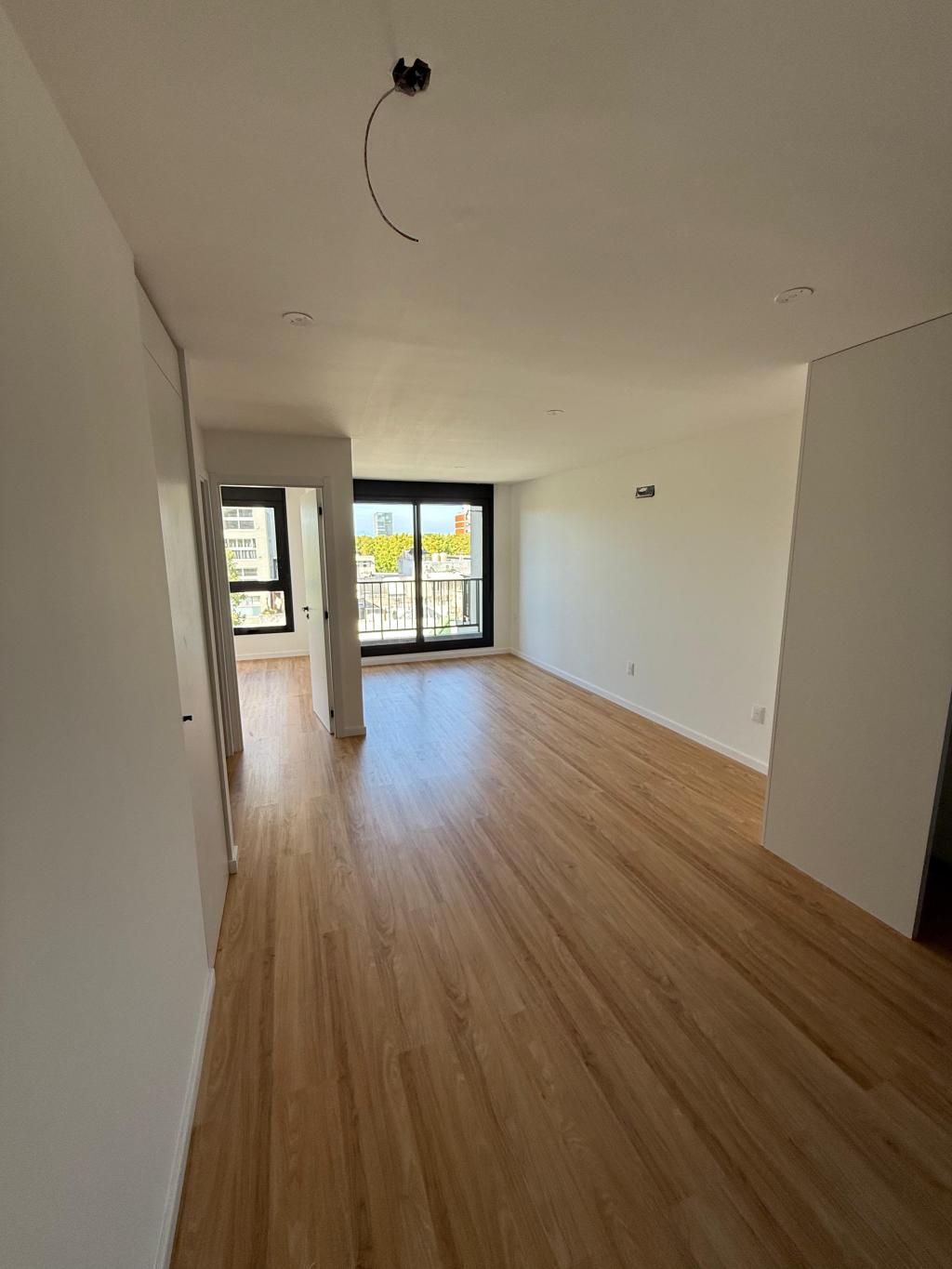 Alquiler apartamento 1 dormitorio a estrenar en Cordón Sur.