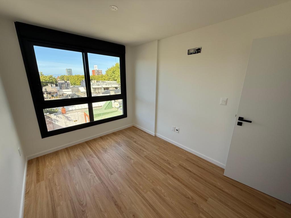 Alquiler apartamento 1 dormitorio a estrenar en Cordón Sur.