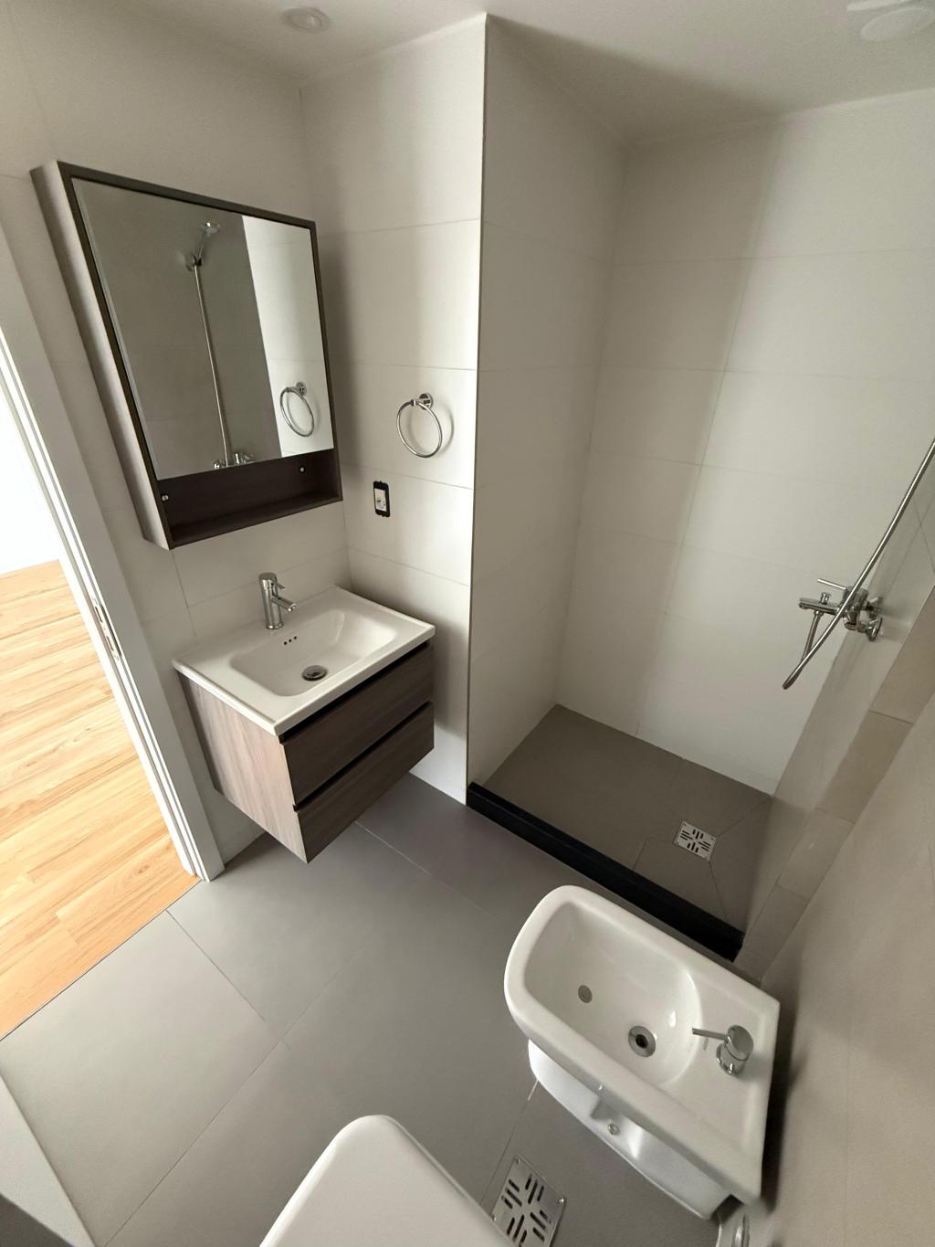 Alquiler apartamento 1 dormitorio a estrenar en Cordón Sur.