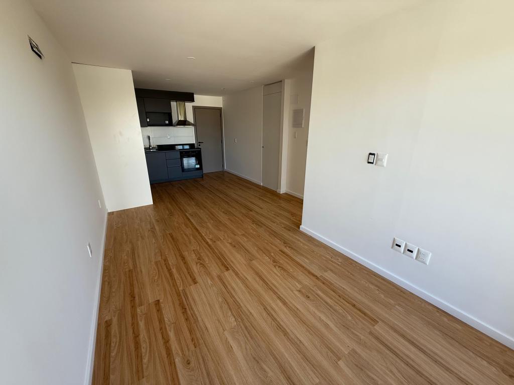 Alquiler apartamento 1 dormitorio a estrenar en Cordón Sur.