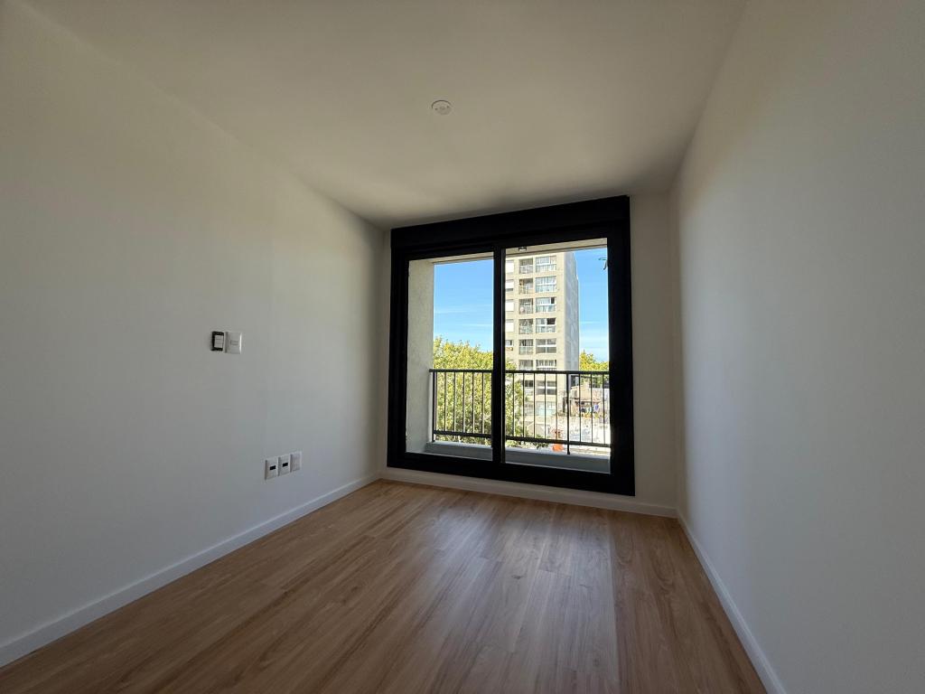Alquiler apartamento 1 dormitorio a estrenar en Cordón Sur.