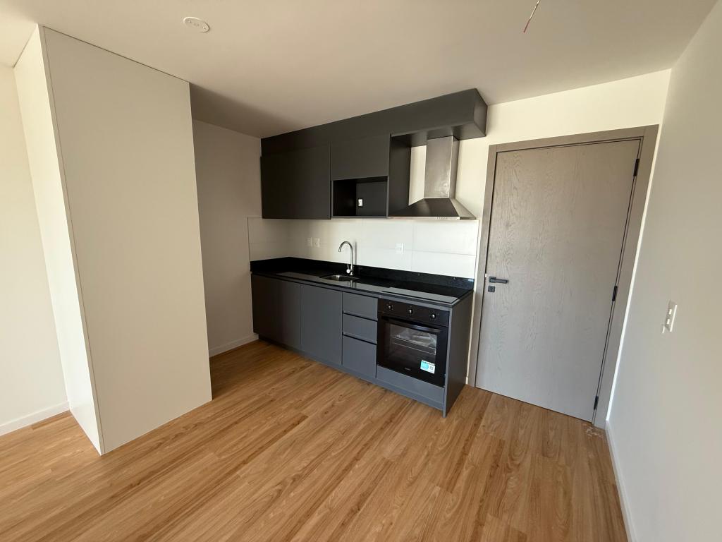 Alquiler apartamento 1 dormitorio a estrenar en Cordón Sur.