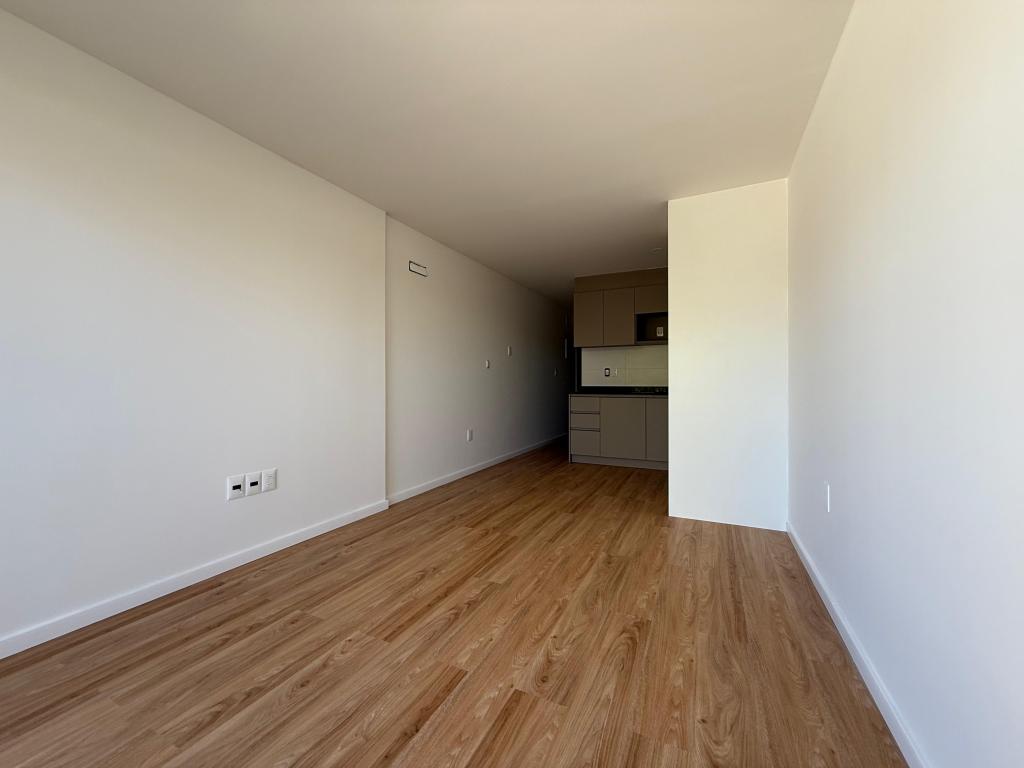 Venta de monoambiente a estrenar en Cordón Sur.