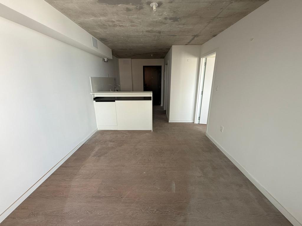 Alquiler apartamento 1 dormitorio a estrenar en Cordón Sur.