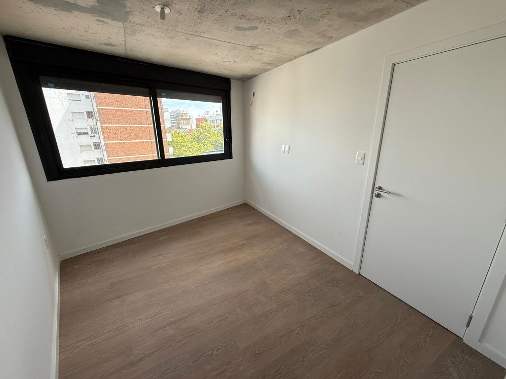 Alquiler apartamento 1 dormitorio a estrenar en Cordón Sur.