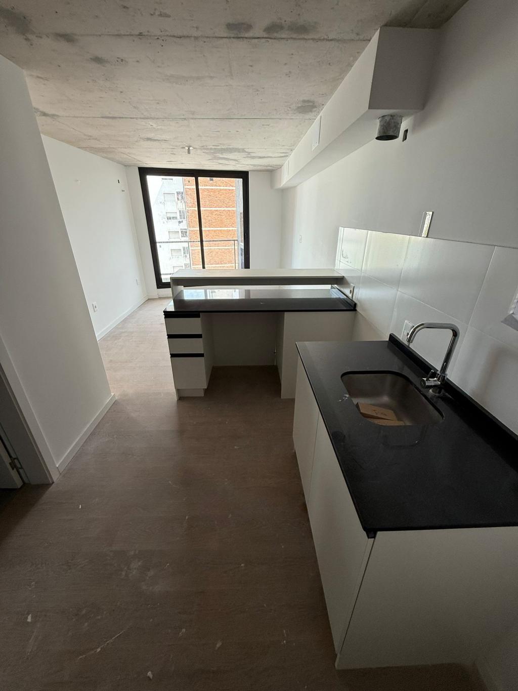 Alquiler apartamento 1 dormitorio a estrenar en Cordón Sur.