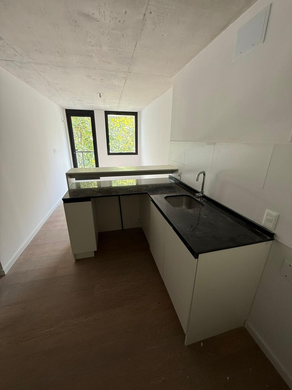 Alquiler apartamento 1 dormitorio a estrenar en Cordón Sur.