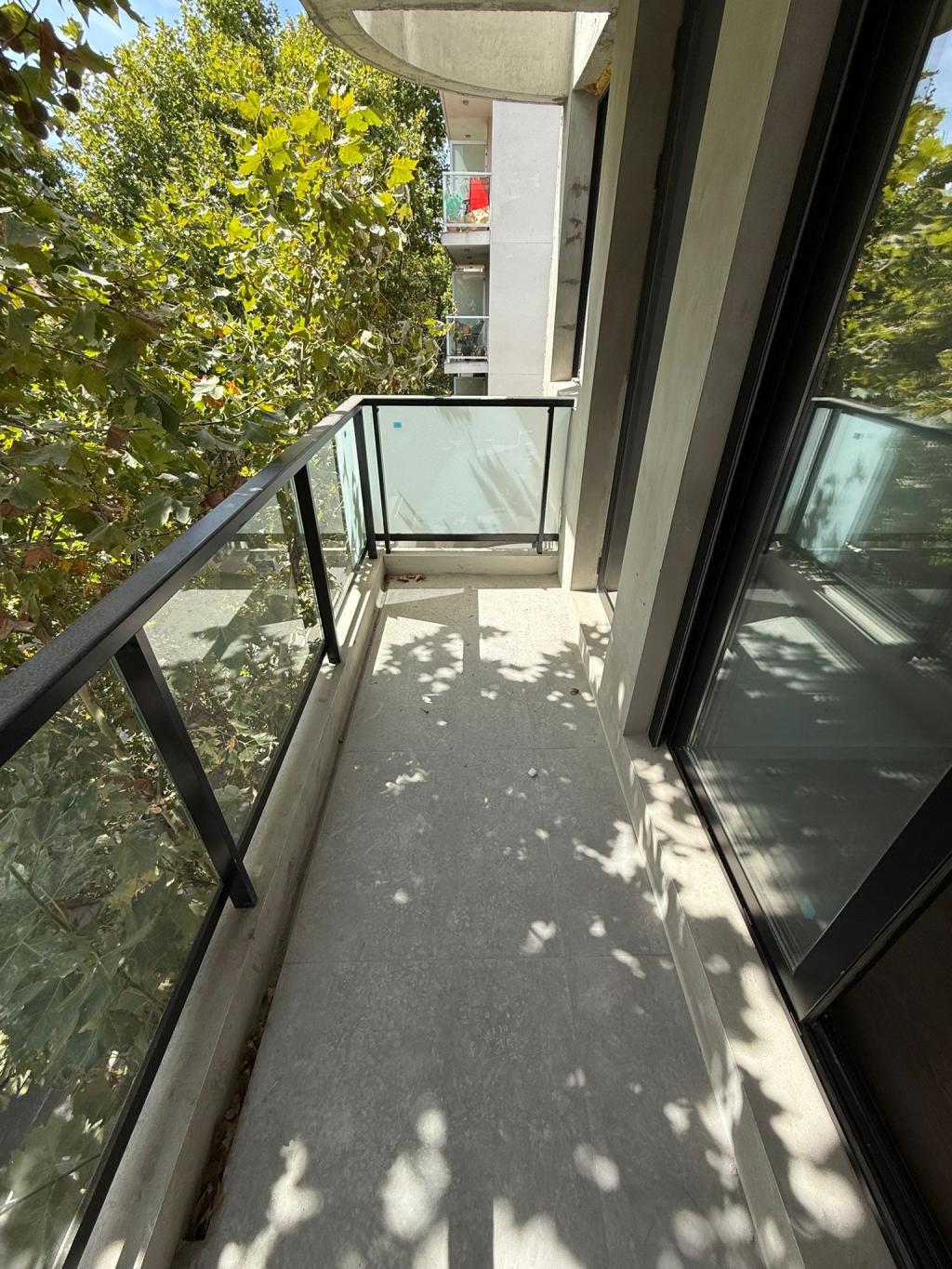 Alquiler apartamento 1 dormitorio a estrenar en Cordón Sur.