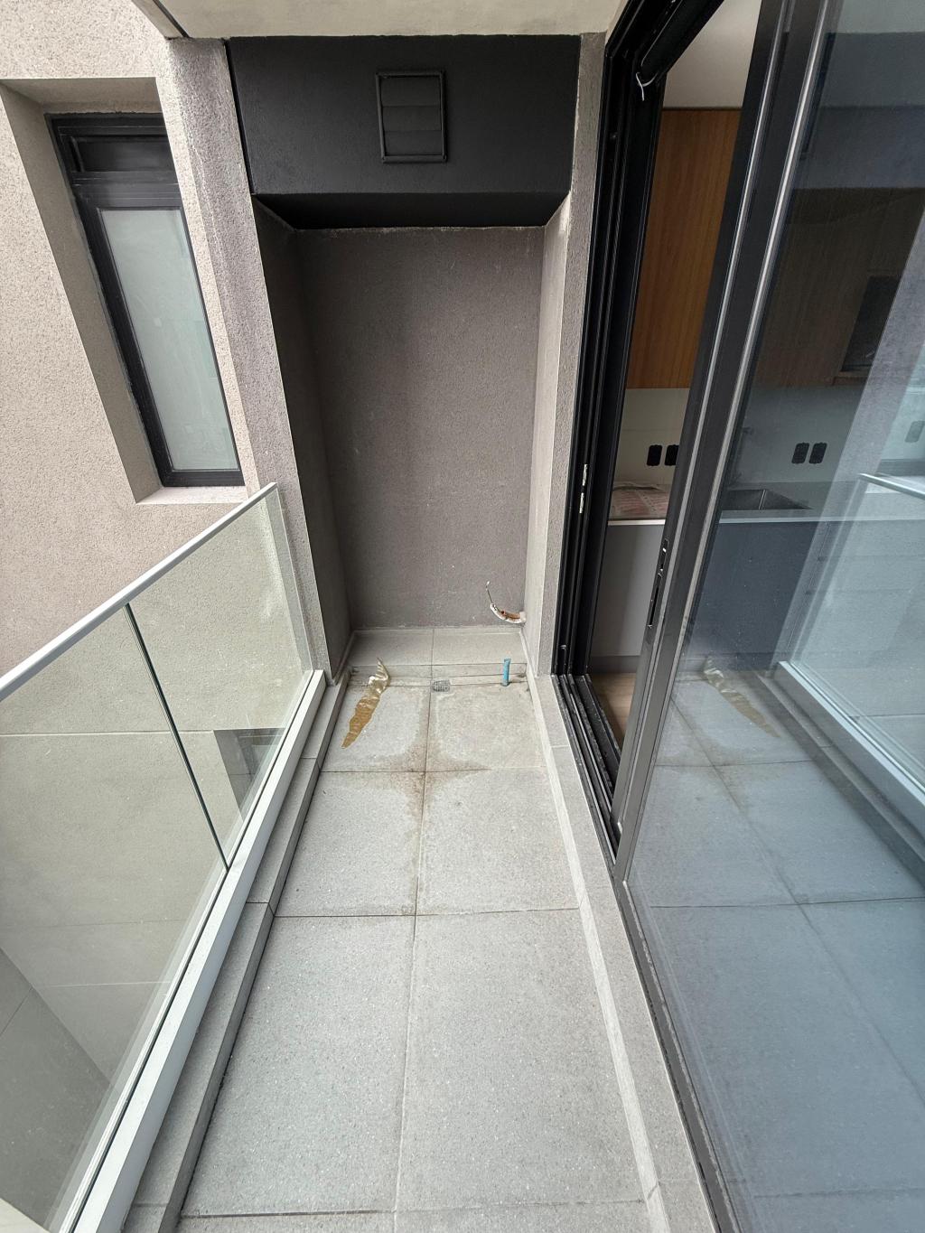 Alquiler apartamento monoambiente a estrenar en La Blanqueada.