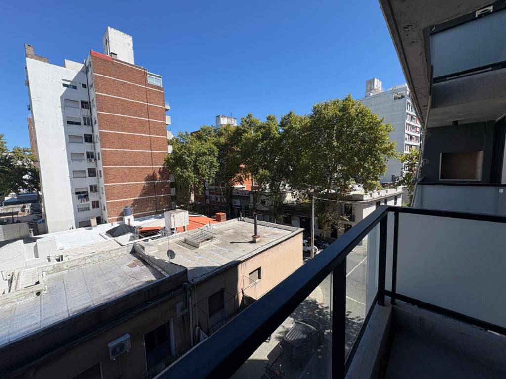 Venta apartamento 1 dormitorio con garage a estrenar en Cordón Sur.