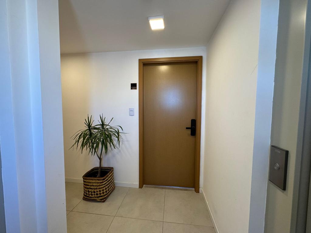 Venta apartamento 3 dormitorios, terraza con parrillero y garaje en Tres Cruces