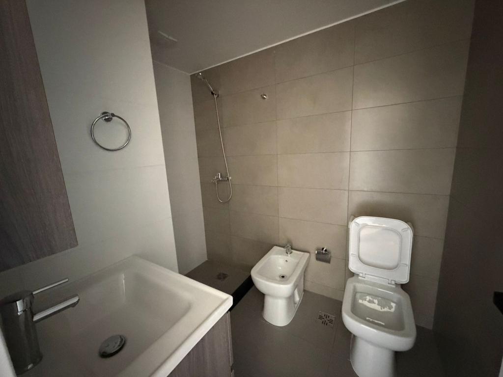 Alquiler apartamento 1 dormitorio a estrenar en Cordón Sur. AMPLIA TERRAZA EXCLUSIVA.