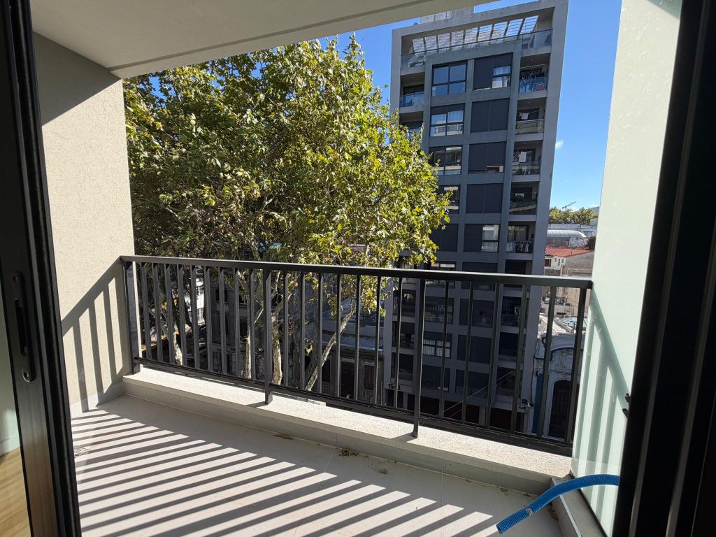 Alquiler apartamento 1 dormitorio a estrenar en Cordón Sur. AMPLIA TERRAZA EXCLUSIVA.