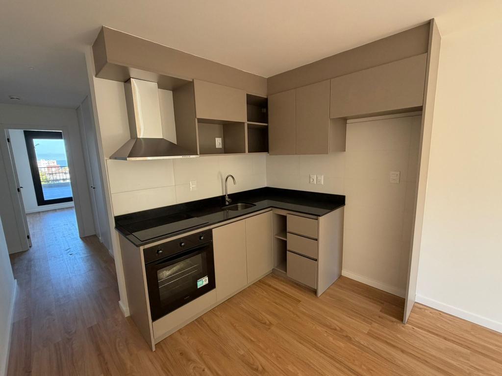 Alquiler apartamento 1 dormitorio a estrenar en Cordón Sur. AMPLIA TERRAZA EXCLUSIVA.
