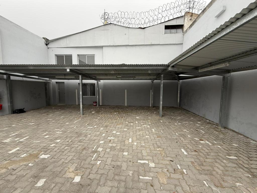 Venta de apartamento de 1 dormitorio con garage en La Blanqueada. A estrenar.