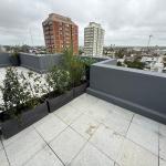 Venta de apartamento de 1 dormitorio con garage en La Blanqueada. A estrenar.