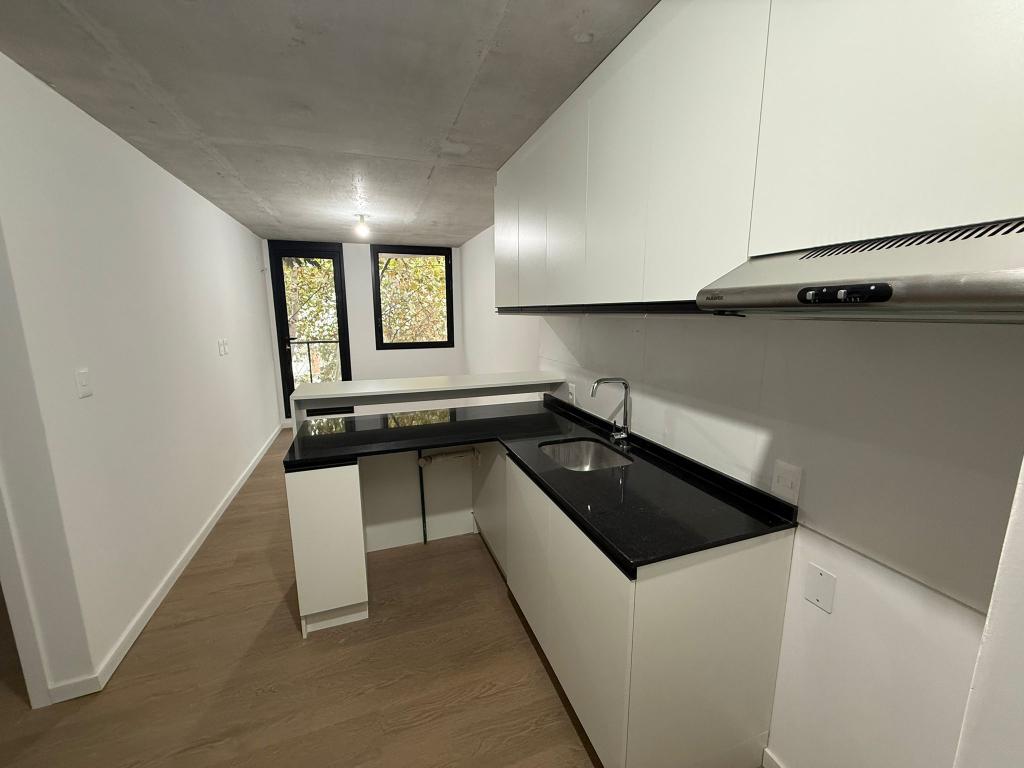 Alquiler apartamento 1 dormitorio a estrenar en Cordón Sur.