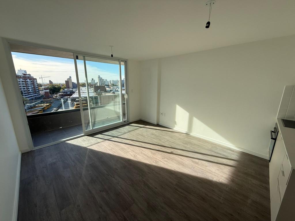 Alquiler apartamento de 1 domitorio con parrillero propio a estrenar en Tres Cruces