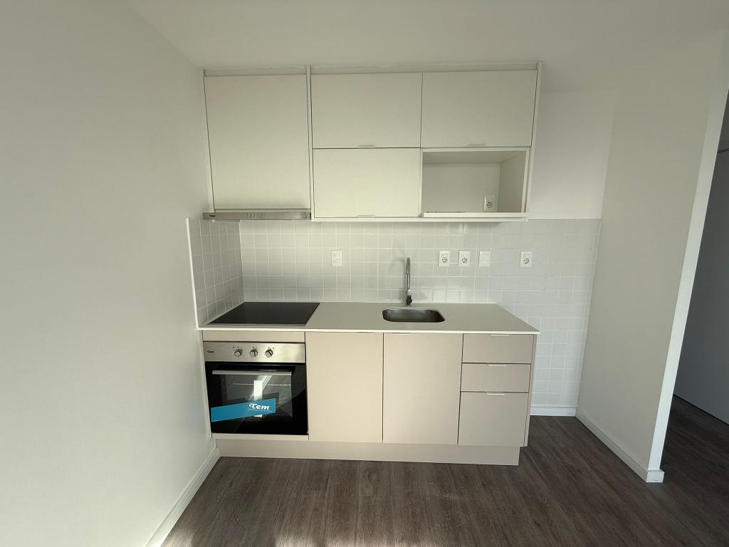 Alquiler apartamento de 1 domitorio con parrillero propio a estrenar en Tres Cruces
