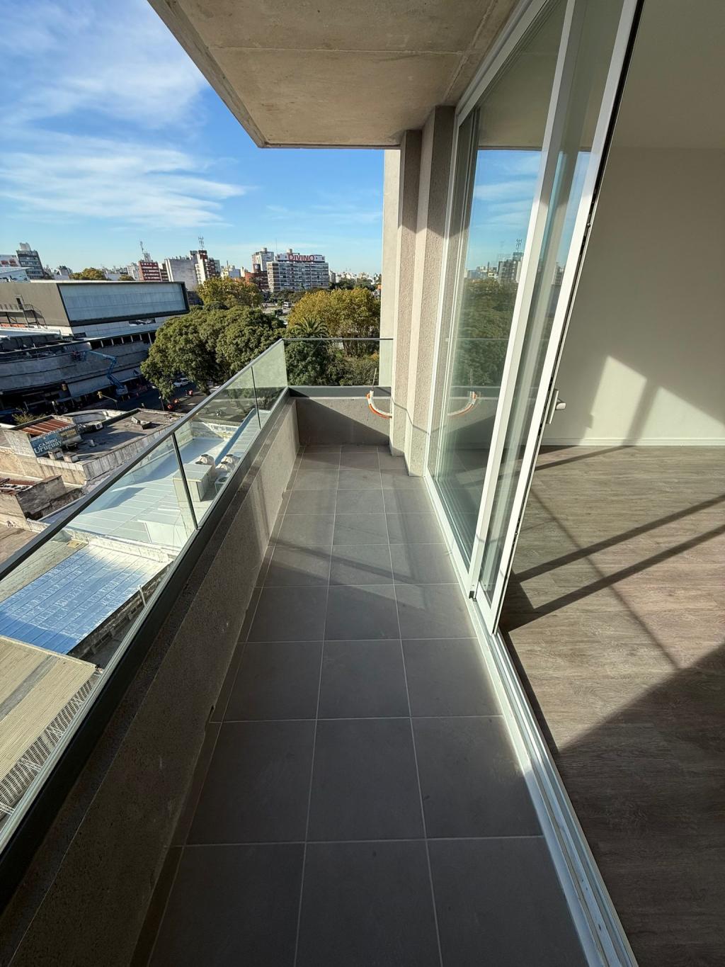 Alquiler apartamento de 1 domitorio con parrillero propio a estrenar en Tres Cruces