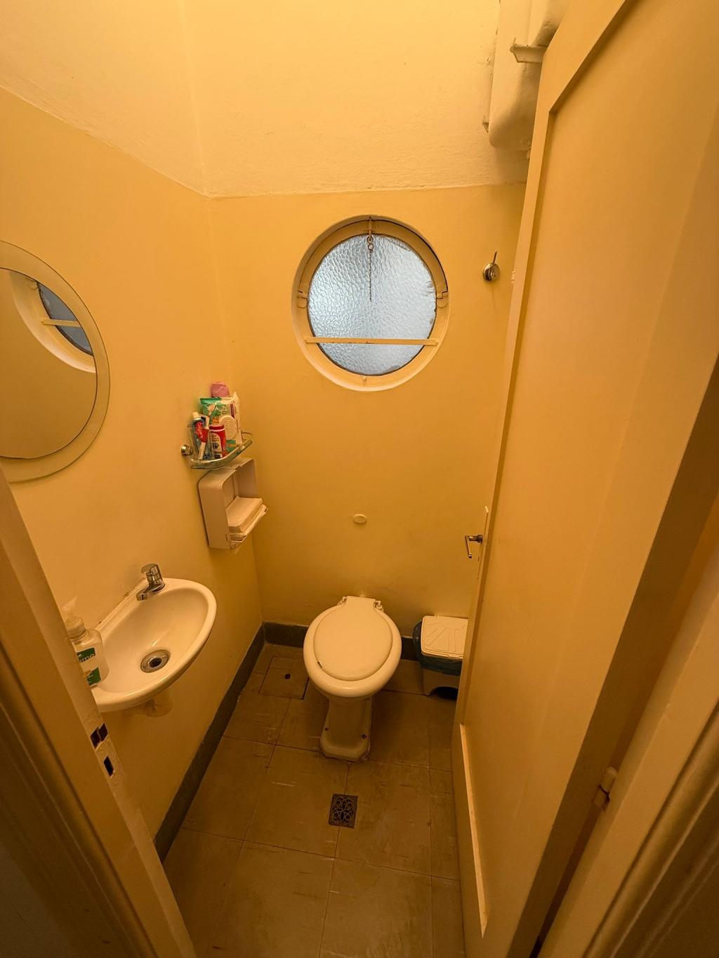 VENTA de apartamento ph tipo casa con gran potencial en Parque Rodó/Punta Carretas.