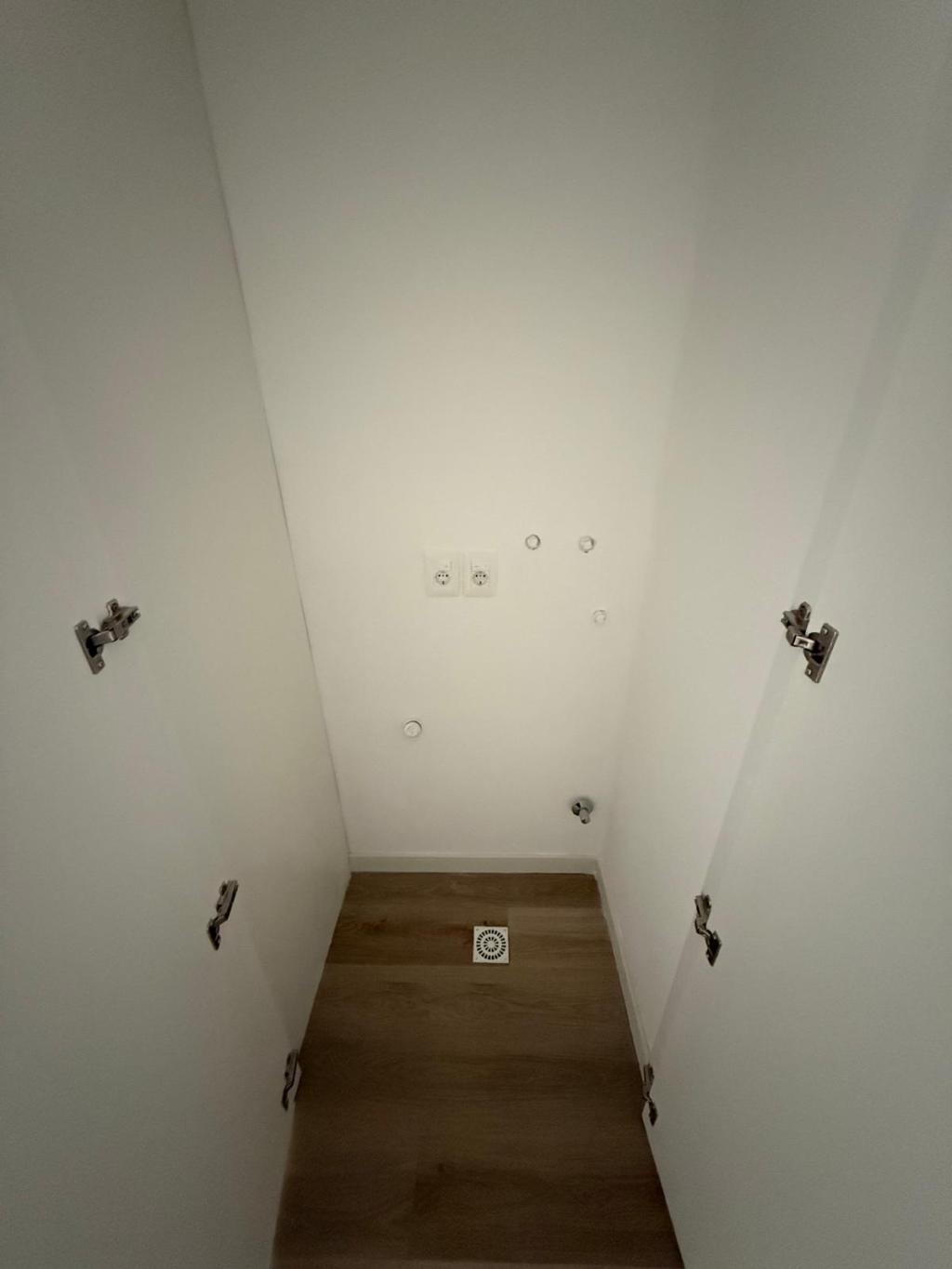 Alquiler de apartamento de 1 dormitorio con patio de 55 m2, a estrenar en Cordón Sur.