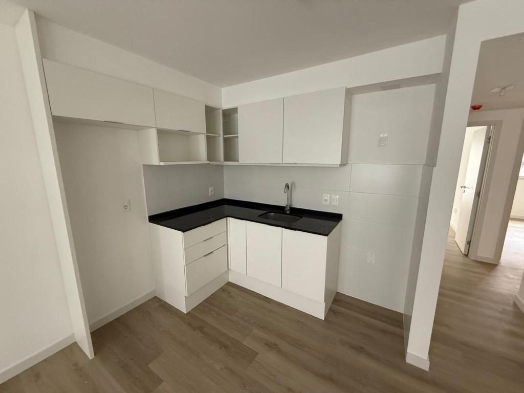 Alquiler de apartamento de 2 dormitorios a estrenar en Cordón Sur.