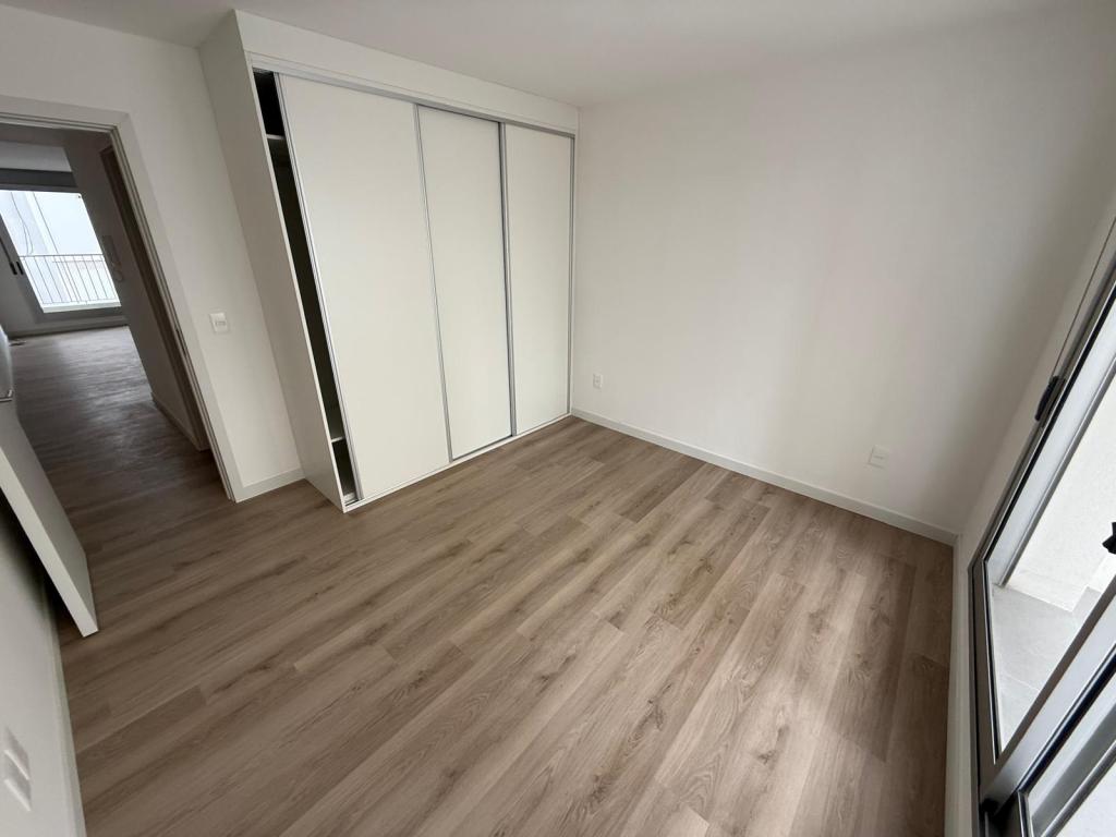 Alquiler de apartamento de 2 dormitorios a estrenar en Cordón Sur.
