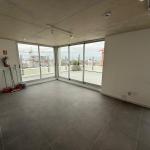 Alquiler de apartamento de 1 dormitorio con patio de 55 m2, a estrenar en Cordón Sur.