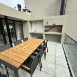 Alquiler apartamento 1 domitorio en centro, piso alto y vista despejada.