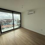 Alquiler apartamento 1 domitorio en centro, piso alto y vista despejada.