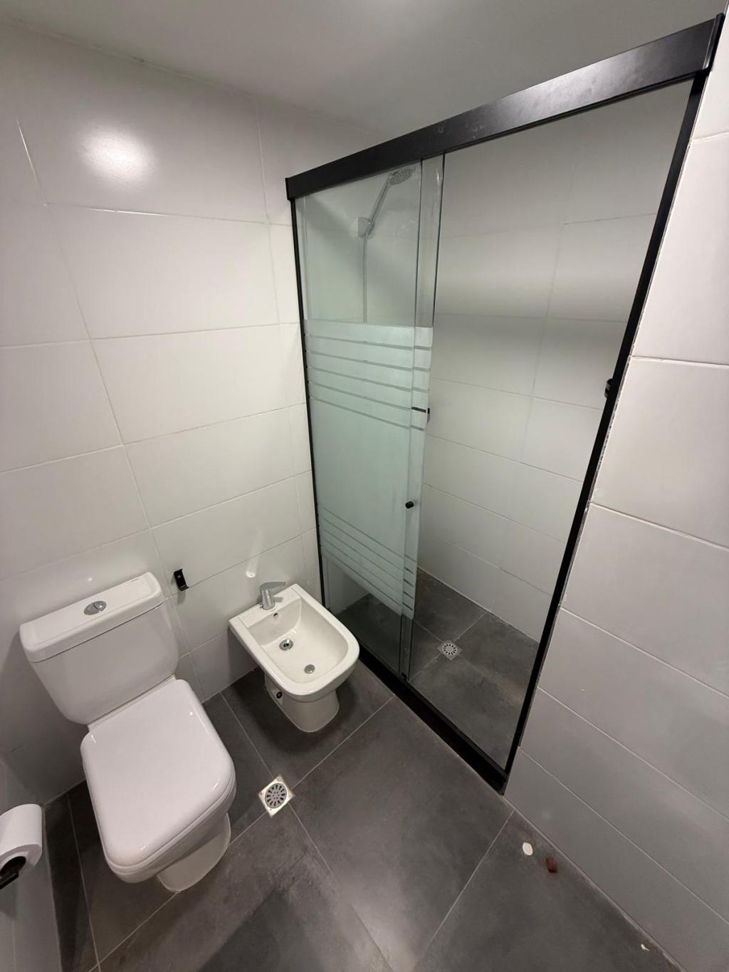 Alquiler apartamento 1 dormitorio a estrenar en Cordón Sur.