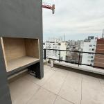 Alquiler apartamento monoambiente con terraza y parrillero porpio. Estrená en Cordón Sur.