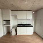 Alquiler apartamento monoambiente con terraza y parrillero porpio. Estrená en Cordón Sur.
