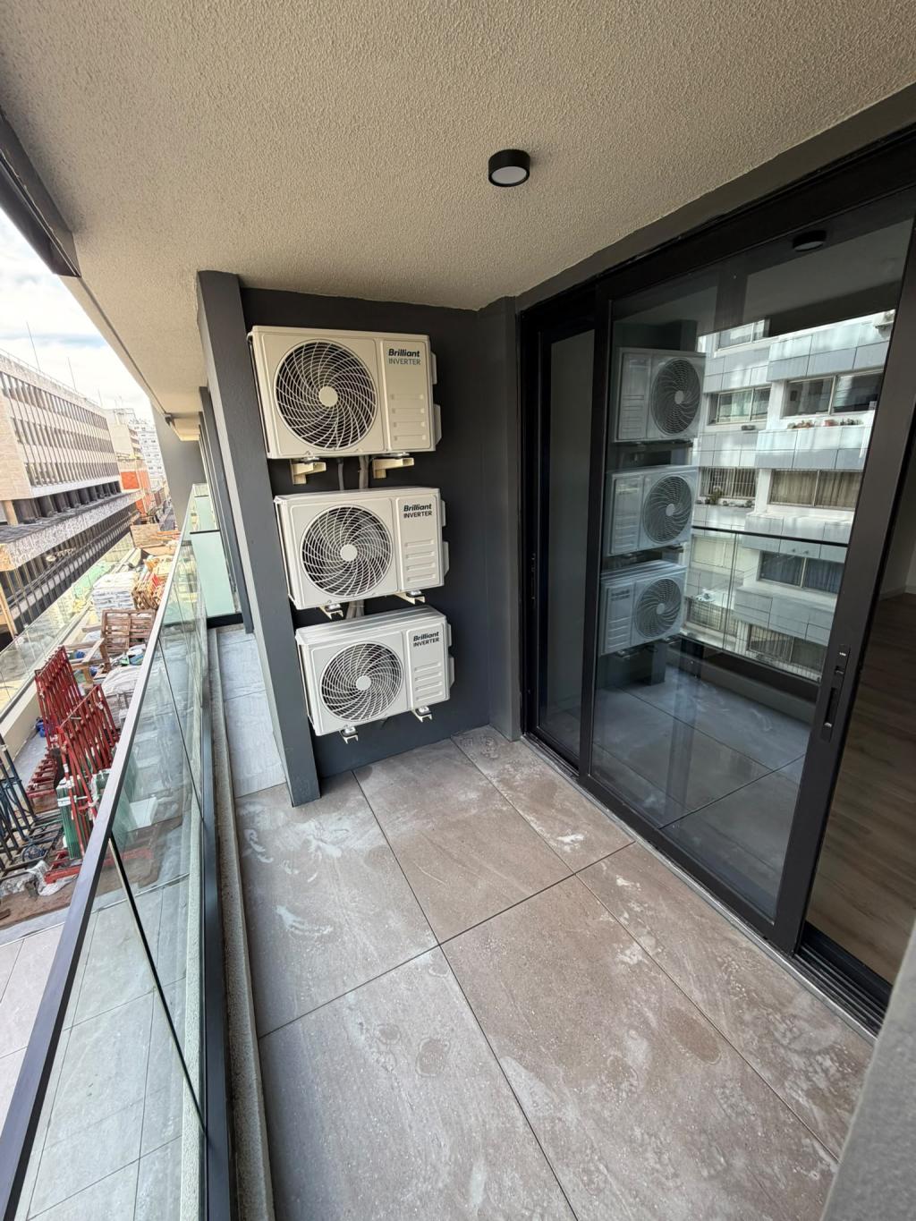 Alquiler apartamento 2 dormitorios a estrenar en Cordón Sur.